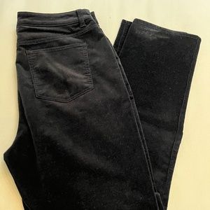 Talbot's Corduroy Straight Leg Pants -- Curvy Fit (10) -- Black